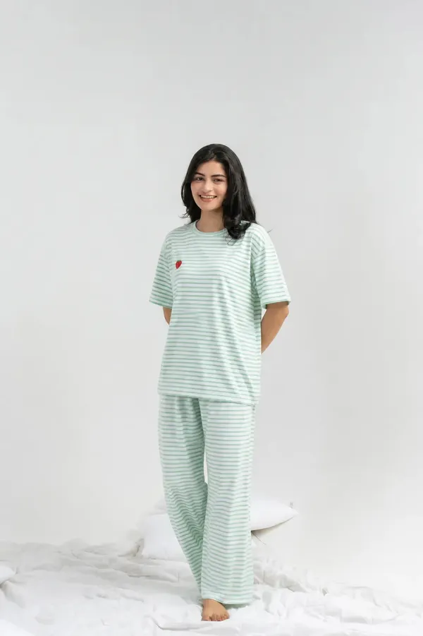 Mint_Green_Striped_Relaxed_Fit_Sleepwear_Set_for_Women