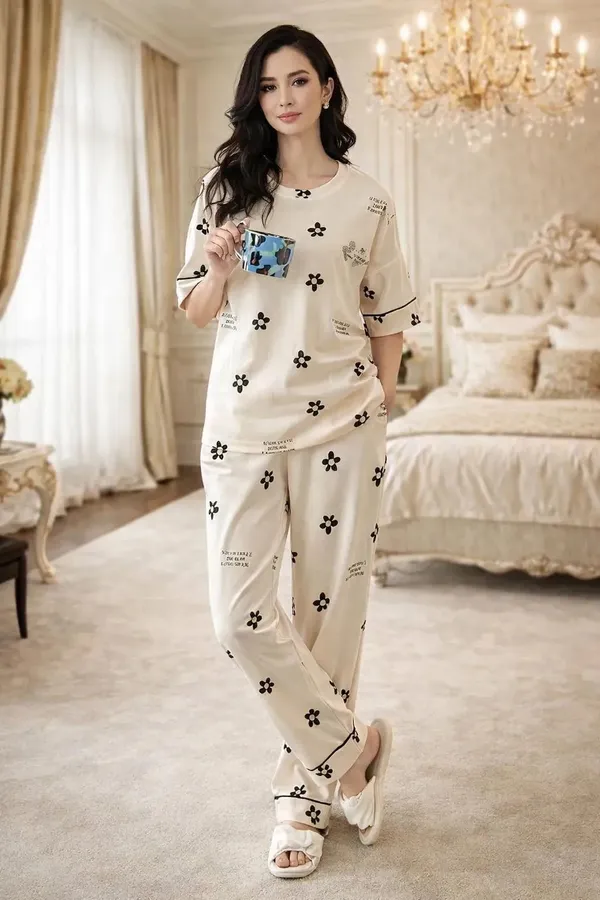 Cream_Floral_Print_Regular_Fit_Pajama_Set_For_Women