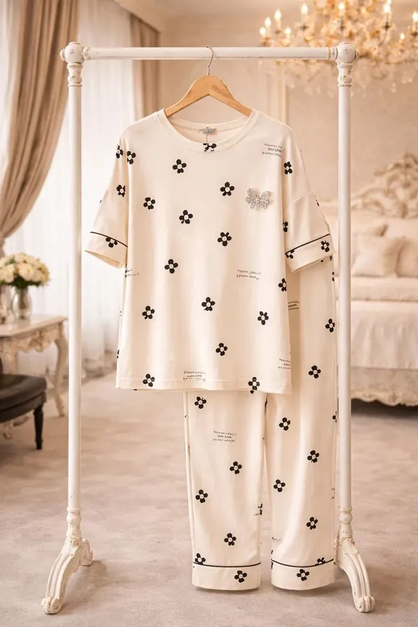 Cream_Floral_Print_Regular_Fit_Pajama_Set_For_Women