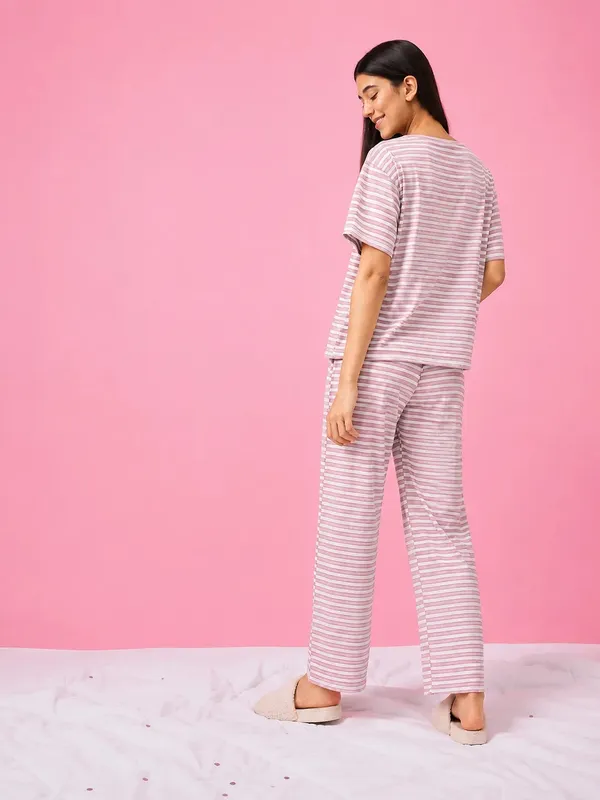 Pink_Striped_Pajama_Set_for_Women