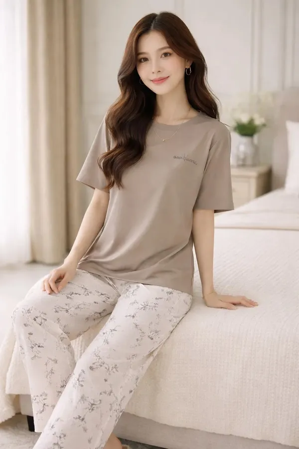 Taupe_Floral_Print_Pajama_Set_for_Women