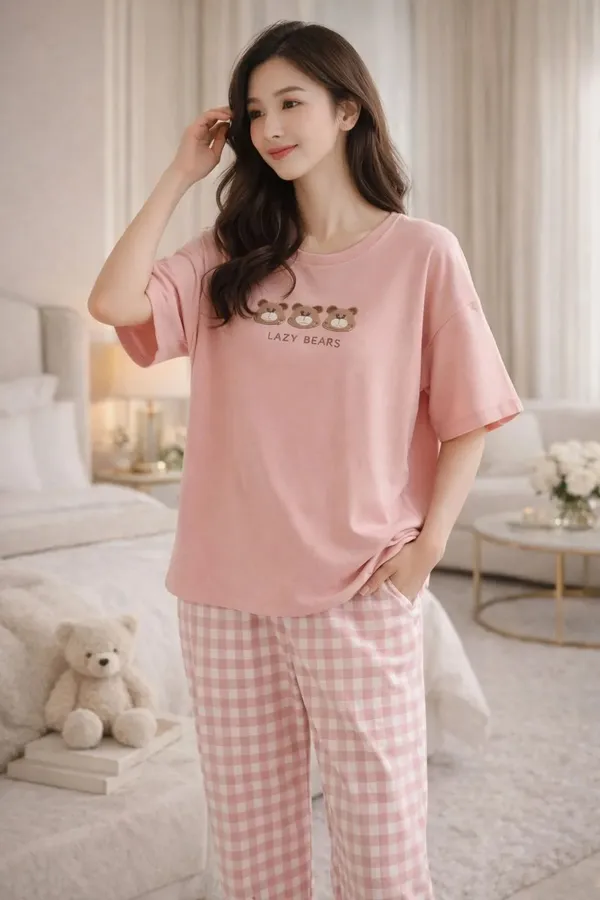Pink_Checkered_Relaxed_Fit_Sleepwear_Set_for_Women