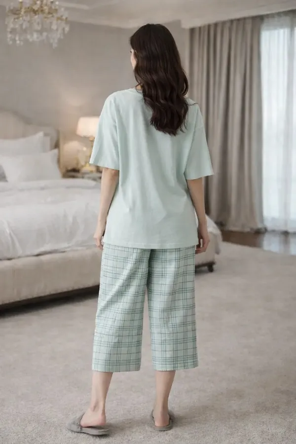 White_Plaid_Relaxed_Fit_Sleepwear_Set_for_Women