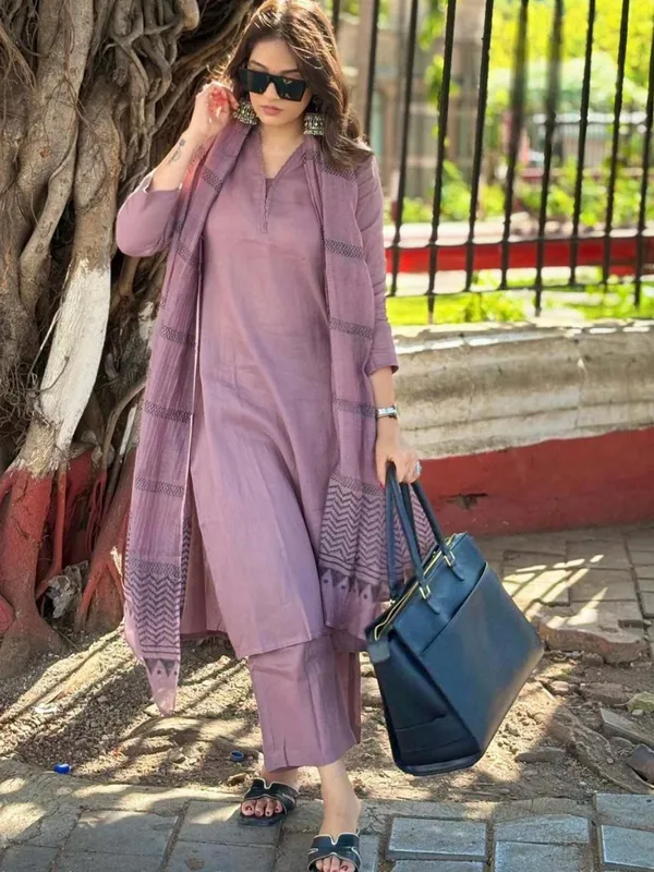 Mauve_Viscose_Rayon_Straight_Printed_Kurta_Set_For_Women