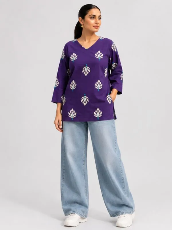 Purple_Cotton_Straight_Printed_Kurti_For_Women
