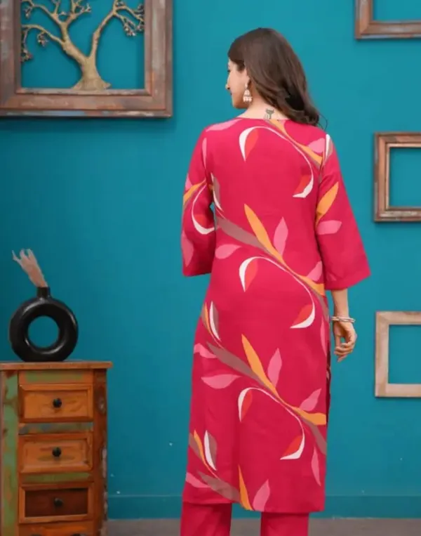 Pink_Viscose_Rayon_Straight_Printed_Kurta_Set_For_Women