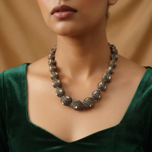 Marquees_Antique_Diamond_With_Vilandi_Statement_Necklace_For_Women_Indo_Wes