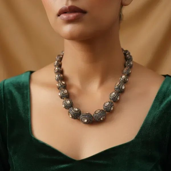 Marquees_Antique_Diamond_With_Vilandi_Statement_Necklace_For_Women_Indo_Wes