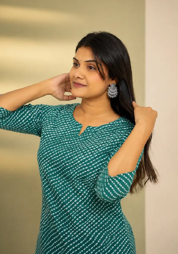Multicolor_Cotton_Short_Kurti_Combo_Set
