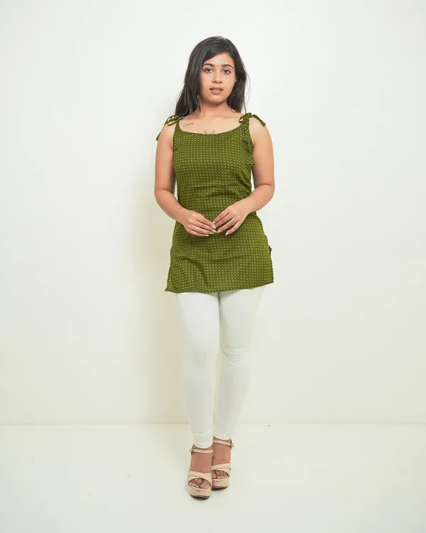 Multicolor_Printed_Tie_Shoulder_Short_Kurta_Combo_Set