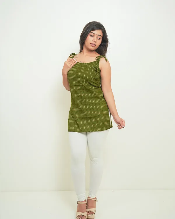 Multicolor_Printed_Tie_Shoulder_Short_Kurta_Combo_Set