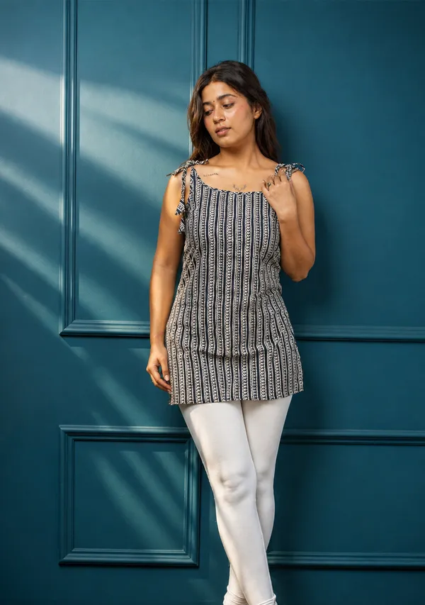 Mehira_Indigo_Printed_Tie_Shoulder_Short_Kurti_Deep_Indigo_Navy_Blue_Cotton