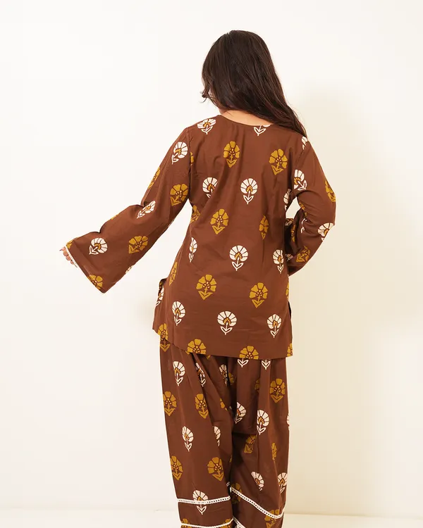 Mahira_Cocoa_Brown_Floral_Farshi_Salwar_Co_Ord_Set_Brown