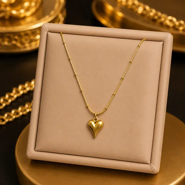 Golden_Stainless_Steel_Heart-Shaped_Crystal_Pendant_Necklace_For_Women