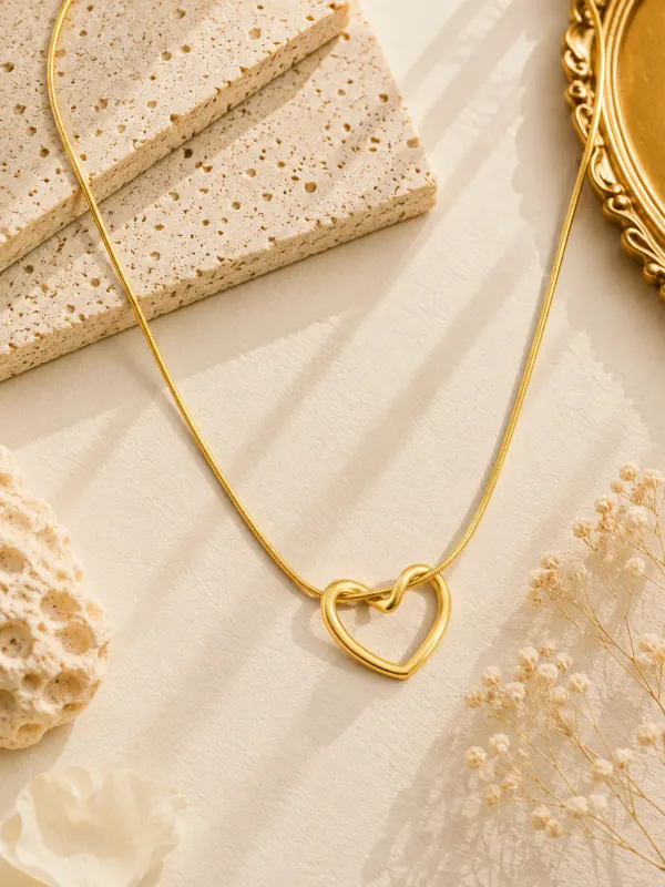 Golden_Stainless_Steel_Open_Heart_Pendant_Necklace_For_Women