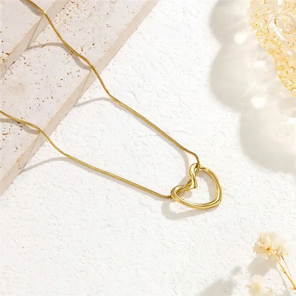 Golden_Stainless_Steel_Open_Heart_Pendant_Necklace_For_Women
