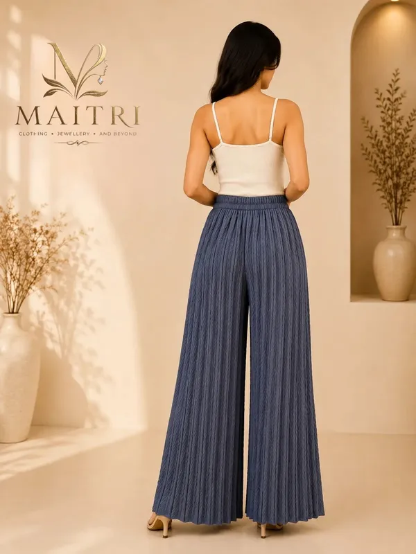 Grey_Lycra_Pleated_Trouser_For_Women