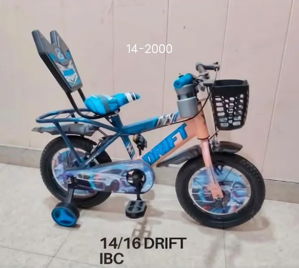 Blue_And_Pink_Kids_Bicycle_With_Training_Wheels