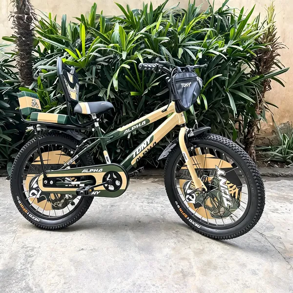 Gold_Black_Steel_Frame_Bicycle_With_Front_Bag_For_Kids
