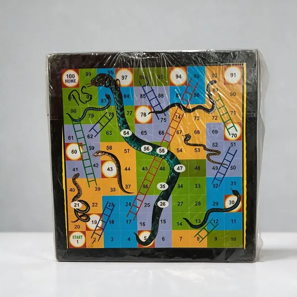 Wood_Classic_Snakes_And_Ladders_Board_Game