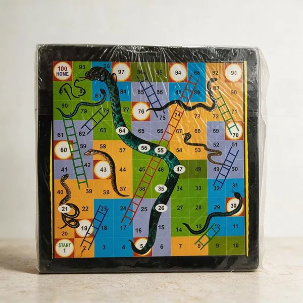Wood_Classic_Snakes_And_Ladders_Board_Game