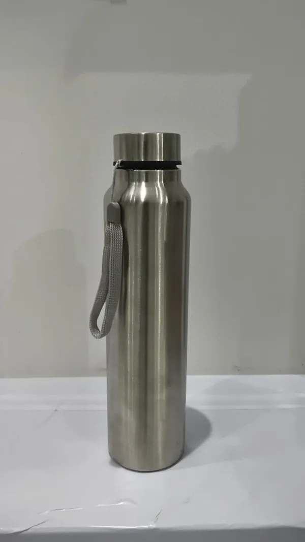 Stainless_Steel_Plain_Water_Bottle_With_Wrist_Strap
