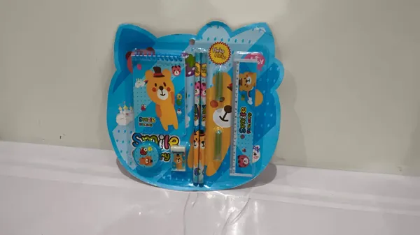 Blue_Kids_Stationery_Set_With_Pencil_Pouch