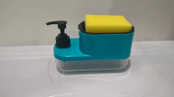 Plastic_Soap_Dispenser_With_Sponge_Holder