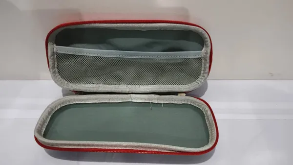 Red_Printed_Zipper_Pencil_Case_for_Kids