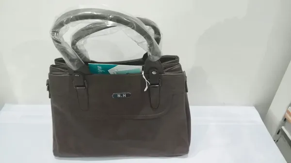 Brown_Structured_Tote_Handbag_for_Women