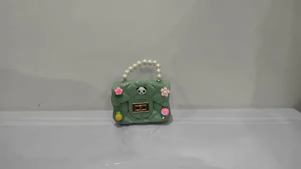 Green_Mini_Handbag_for_Girls