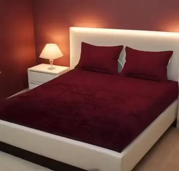 Maroon_Premium_Velvet_Bedsheets_With_Pillow_Covers