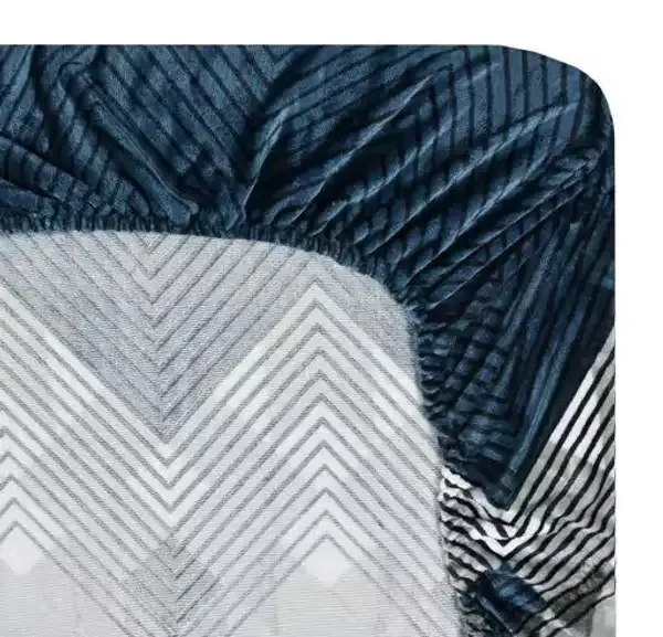 Multicolor_Premium_Velvet_Bedsheets_With_Pillow_Covers