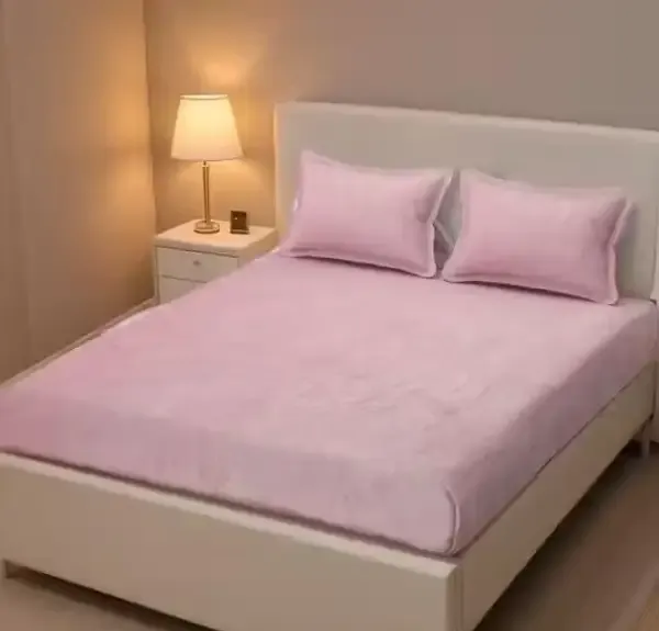 Pink_Premium_Velvet_Bedsheets_With_Pillow_Covers