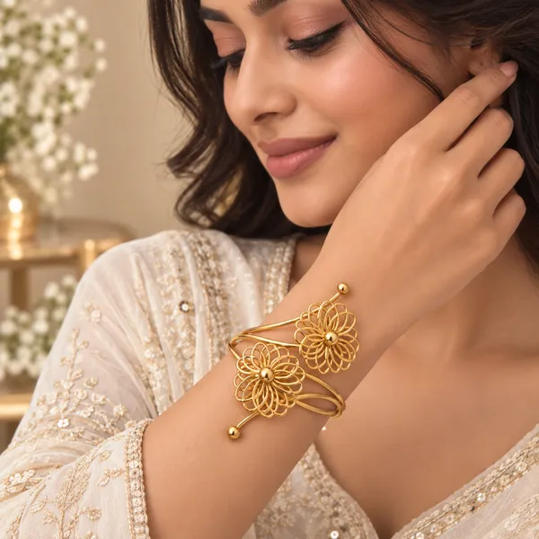 Gold_Stainless_Steel_Floral_Bracelet_For_Women