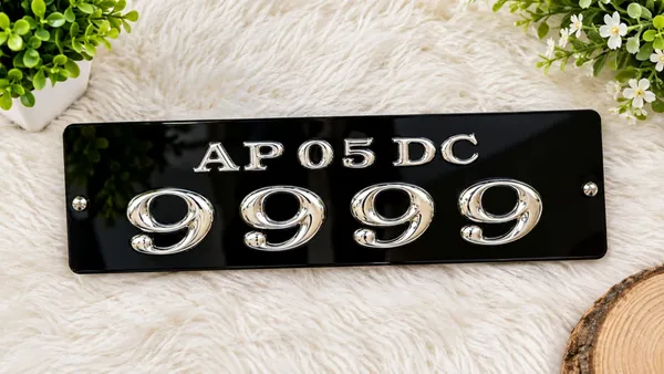 Black_Chrome_Letters_Raised_Number_Plate_Set_Of_2