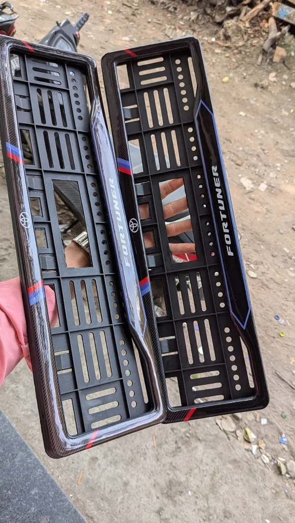 Black_Plastic_Number_Plate_Frame_Set_Set_Of_2