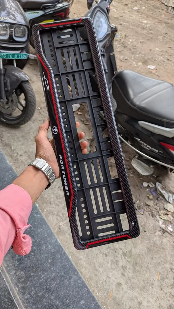Black_Plastic_Number_Plate_Frame_Set_Set_Of_2