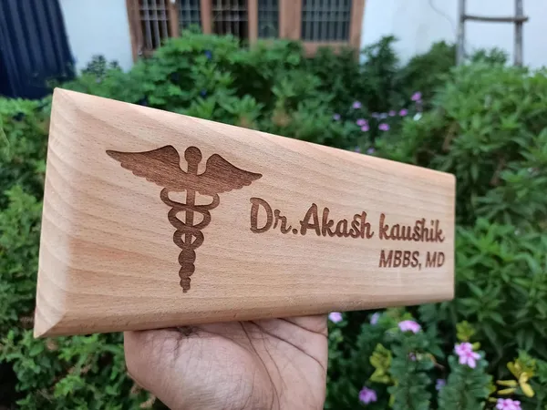 Personalized_Wooden_Doctor_Name_Plate_10x4_Inch_|_Custom_Engraved_Medical_Name_Sign_for_Clinic,_Hospital_&_Office_|_Doctor_Desk_Name_Plate