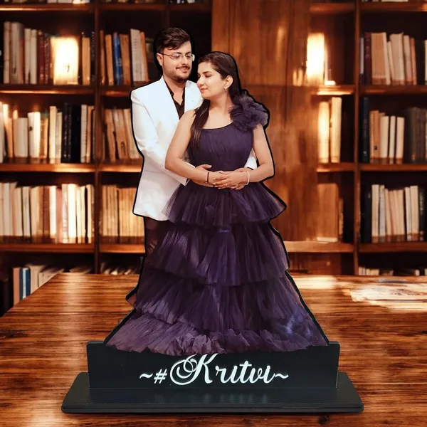 Personalized_Couple_Caricature_Stand_with_Name_|_Custom_2D_Wedding_Anniversary_Gift_for_Couples_|_Double-Layer_Laminated_MDF_with_Glossy_Finish_|_Personalized_Gift_for_Men_&_Women