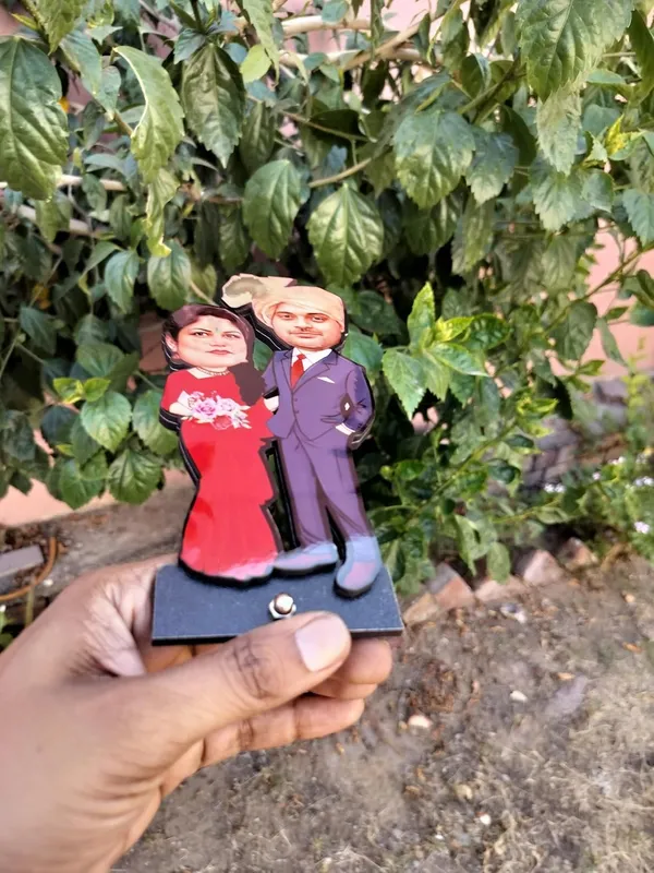 Customized_2D_Couple_Caricature_Standee_|_Personalized_Bride_&_Groom_Photo_Gift_|_Double-Layer_Laminated_MDF_with_Acrylic_Name_|_7_Inch_Custom_Gift_for_Any_Profession