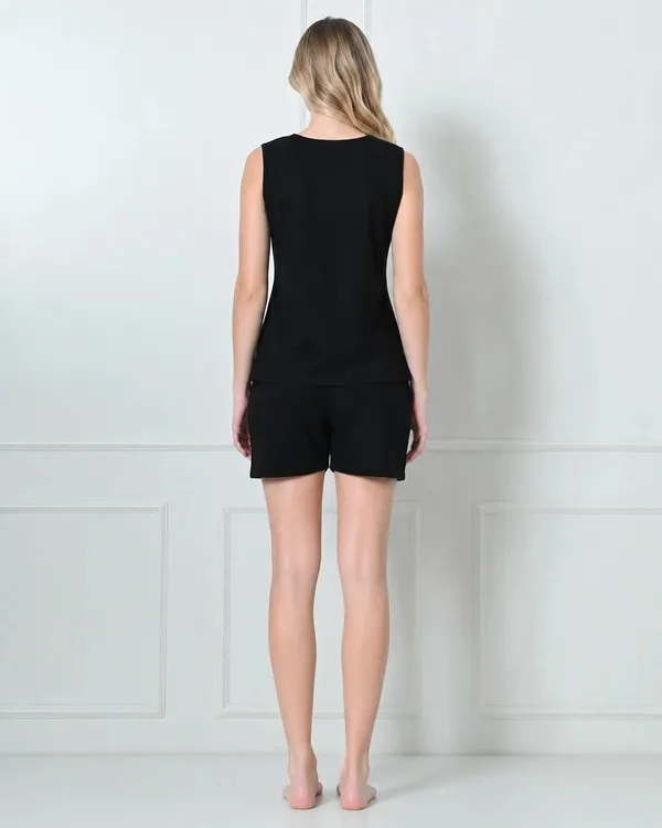 Black_Knit_Sleeveless_Top_Shorts_Set_With_Contrast_V_Panel