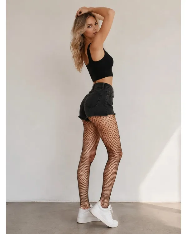 Black_Fishnet_Stockings_Fine_Mesh