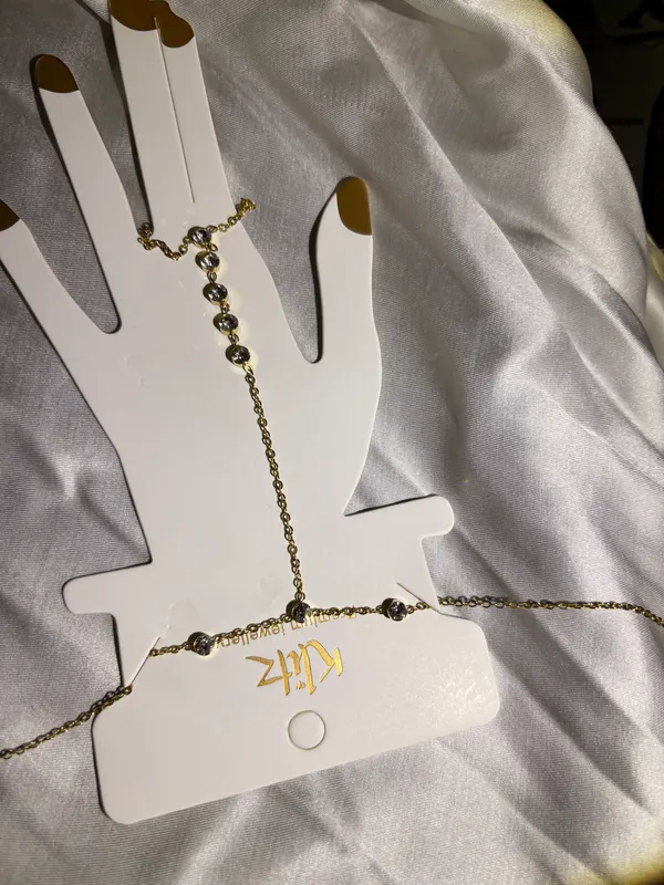 Gold_Tone_Metal_Hand_Chain_Jewellery