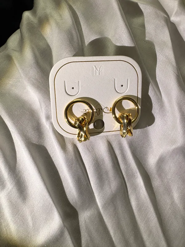 Gold_Tone_Knot_Hoop_Earrings
