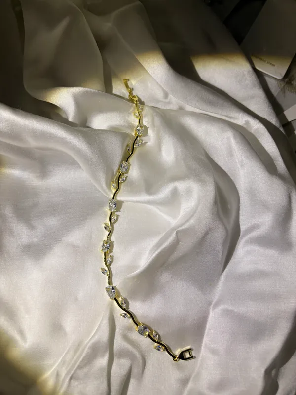 Gold-Tone_Crystal_Link_Bracelet