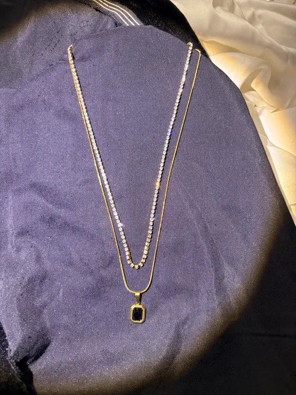 Gold_And_Silver_Layered_Pendant_Necklace