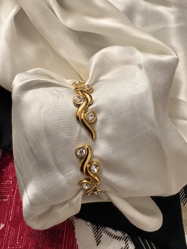 Gold_Tone_Crystal_Drop_Earrings