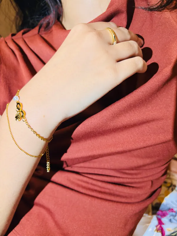 Gold_Tone_Layered_Charm_Bracelet