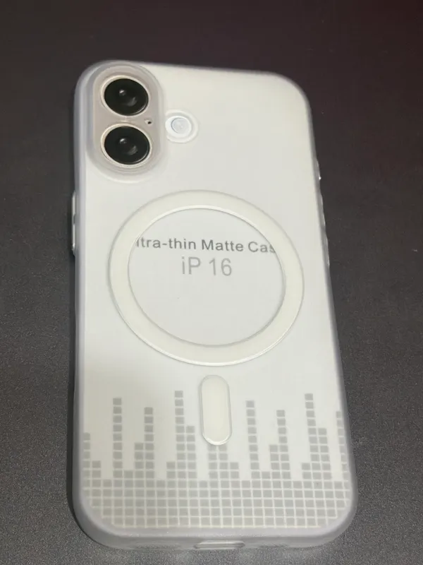 White_Matte_MagSafe_Phone_Case_For_iPhone_16